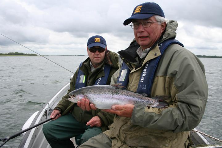 Boat Fishing at Grafham Water by Fishpics (32).jpg